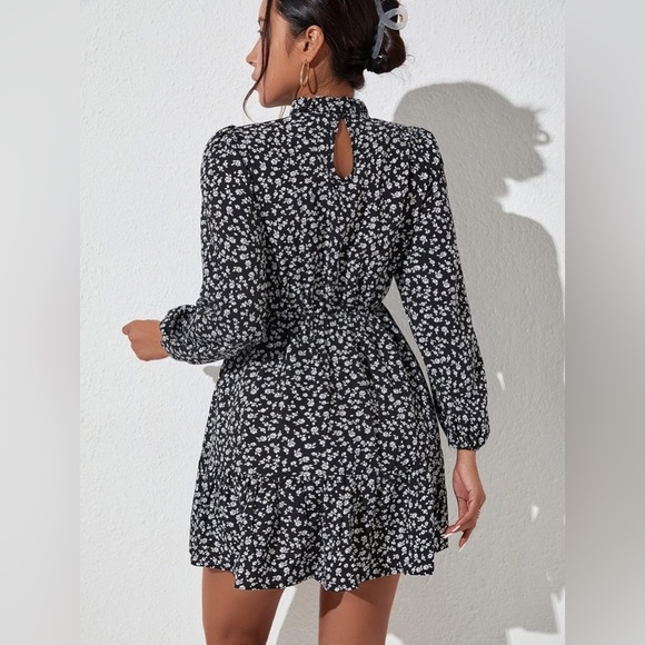 Floral Black Mini Dress - Picture 4 of 9